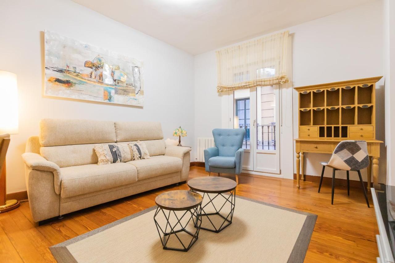 Ferienwohnung Ronda Street In The Heart Of Old Town Bilbao Exterior foto